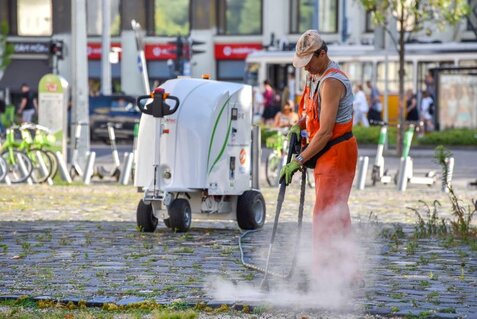 Macchina per il diserbo ad acqua calda Oeliatec®